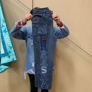 Gloria Vanderbilt Dark Blue Straight Leg Jeans with Nebraska Detail